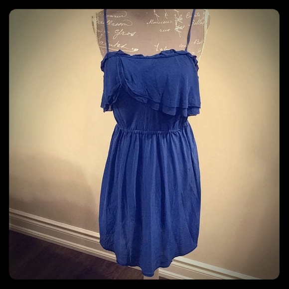 Aritzia Dresses & Skirts - 💥4/$20 Aritzia Wilfred free blue silk dress